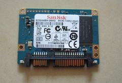 sandisk  闪迪1.8寸半高固态硬盘