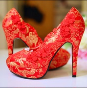 中式婚鞋女中高跟龙凤绣花新娘，鞋秀禾旗袍红色结婚鞋子裙褂礼服鞋