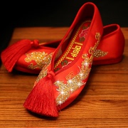 老北京亮片绣花鞋中式婚鞋红色平底女鞋新娘秀禾鞋千层底流苏布鞋
