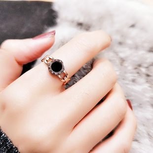 戒指女士时尚个性潮牌不掉色装饰品，玫瑰金小众(金小众，)设计感钛钢网红指环