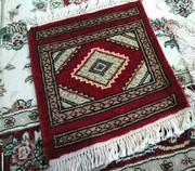 高档新疆民族特色和田羊毛，地毯单人沙发汽车坐垫40厘米