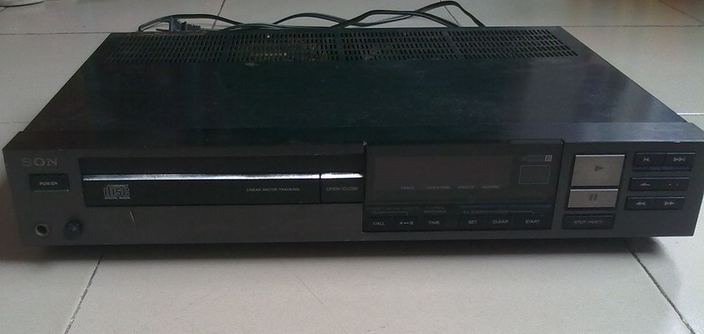 日本索尼CDP-302ES 发烧CD机 带4粒顶级发