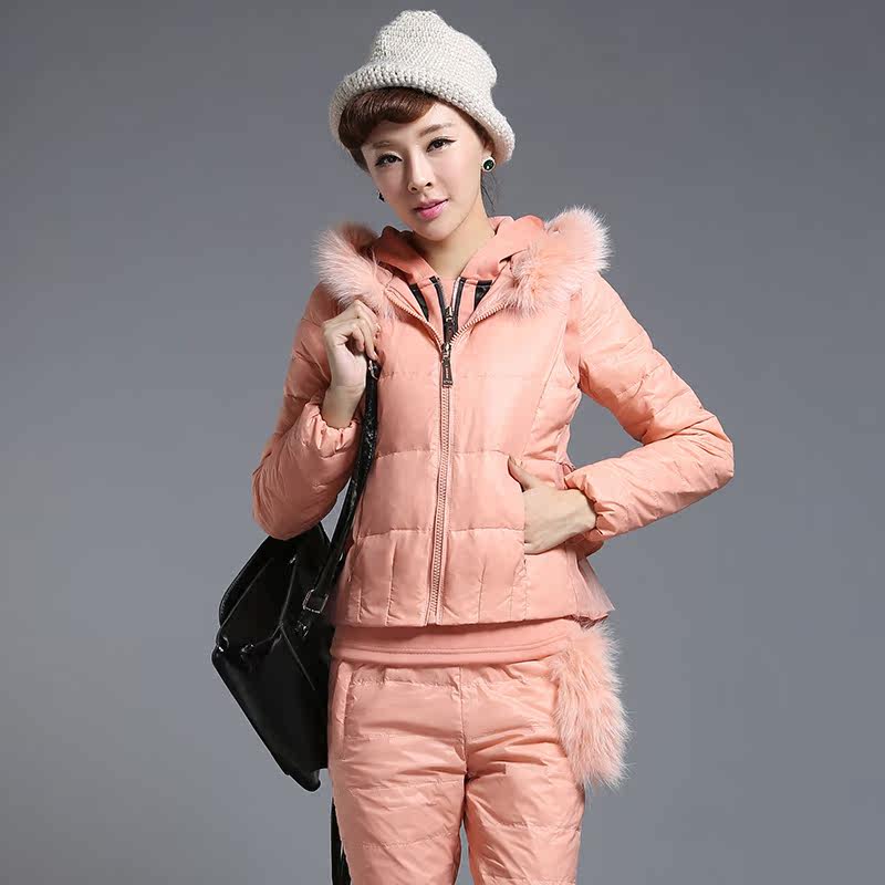雅尼拉2013冬装新款<em>品牌女装</em>时尚休闲羽绒服