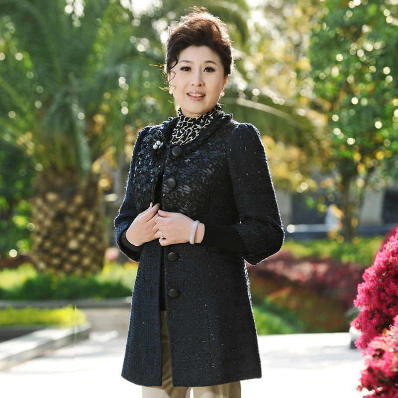 千百怡恋<em>中老年</em>女装秋装<em>外套</em>女中长款<em>风衣</em>中年