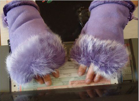 BB015#真皮兔毛半指手套超熱賣 上網必備 冬日也暖暖