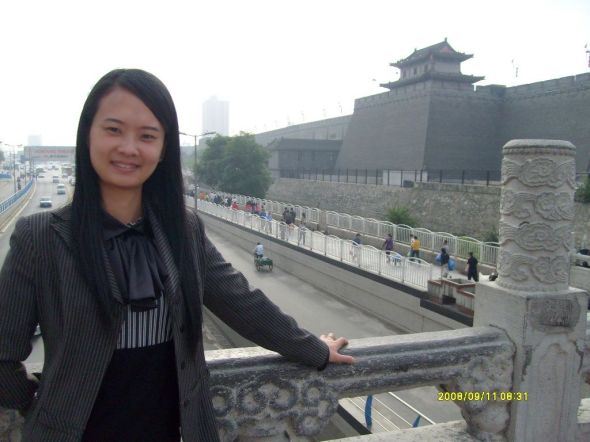 请教2010年流行发型大家:<em>头发做</em>完<em>离子</em>烫后想