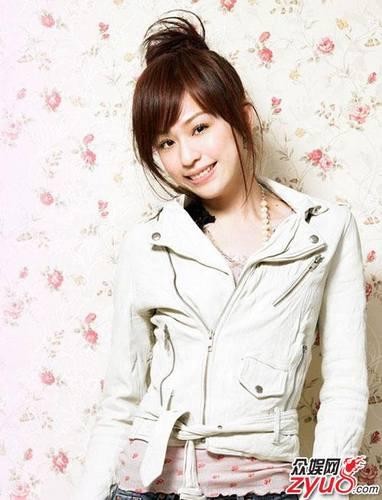 王心凌<em>菱形脸型</em>适合的<em>发型</em>甜美人气<em>发型</em>_mx6