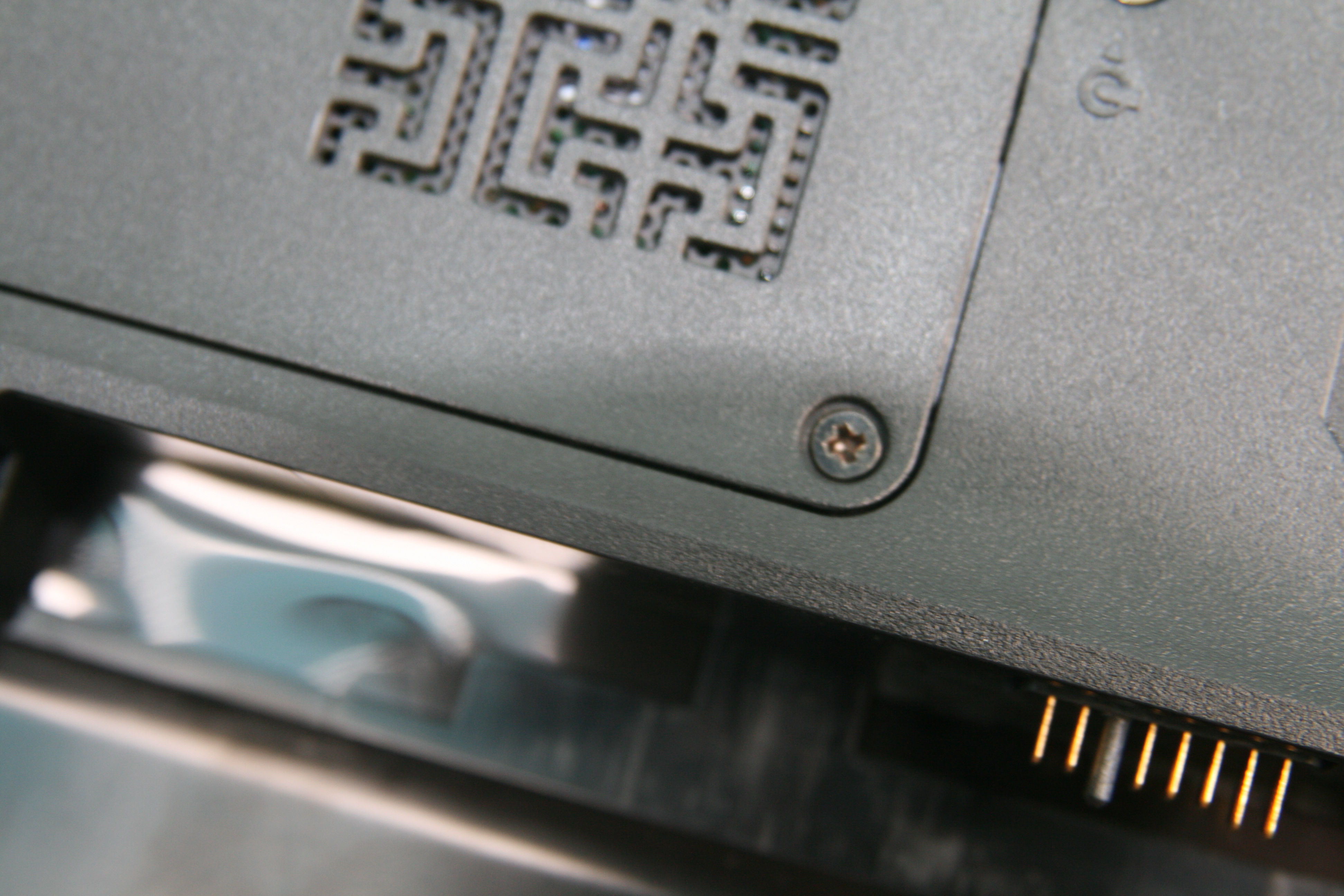 在淘宝联想官方旗舰店买到翻新机笔记本 客服